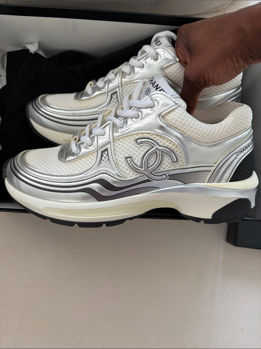 Chanel Sneakers Sz 37 - Picture 4 of 11